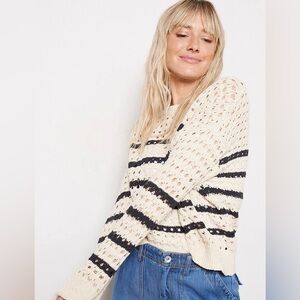 Evereve Black and Cream Striped Knit Sweater